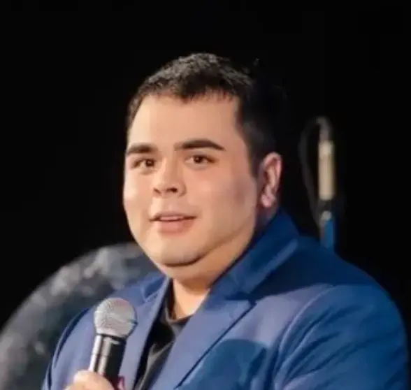  Theiranorn Saowhamolmas